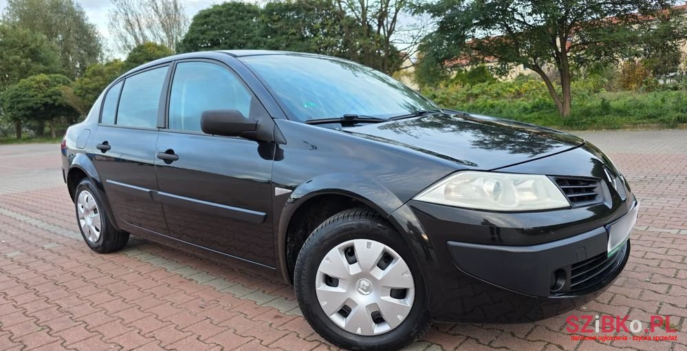 2009' Renault Megane 1.6 Privilege photo #2