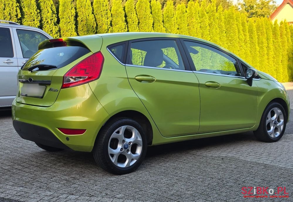 2009' Ford Fiesta 1.25 Titanium photo #5