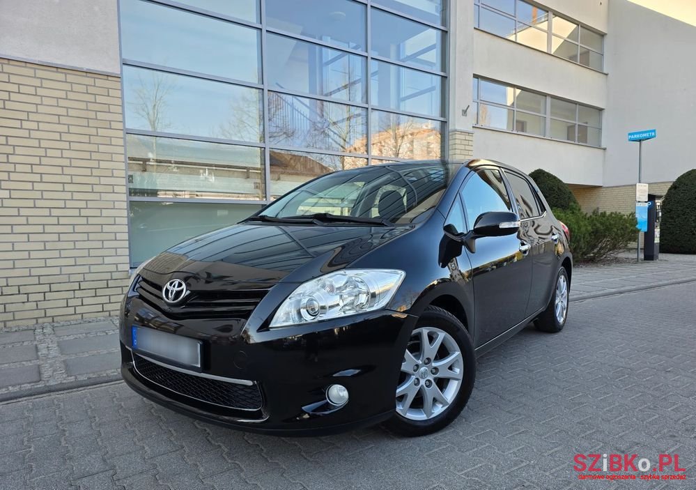 2012' Toyota Auris 1.6 Premium Start photo #1