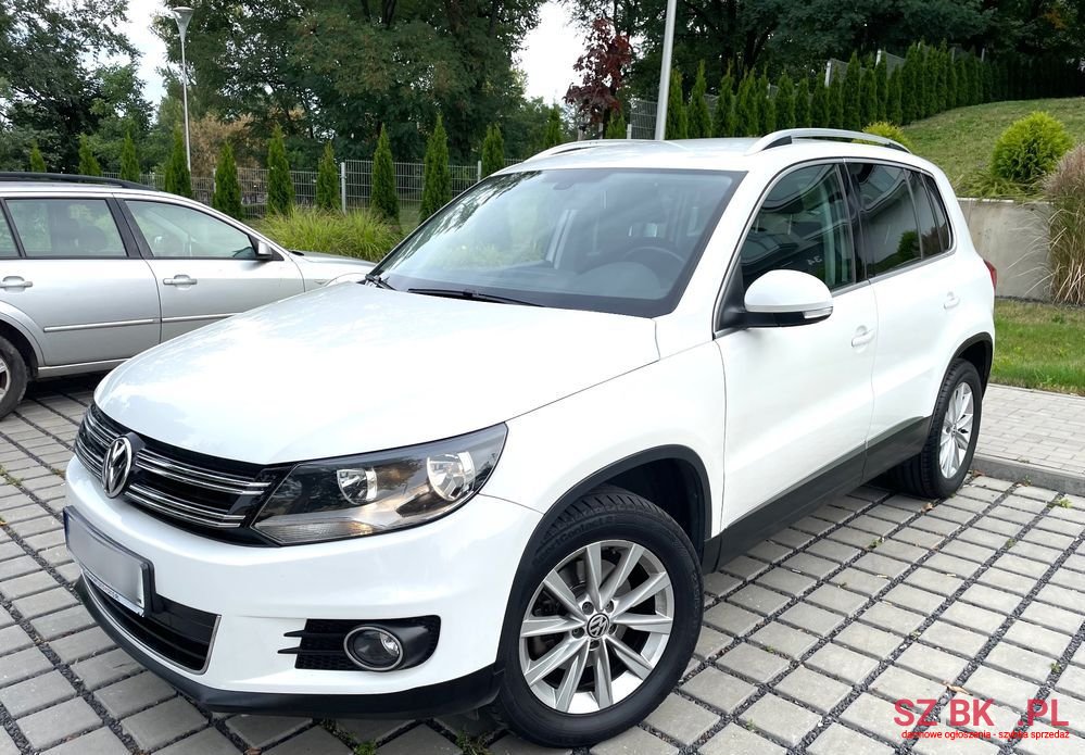 2012' Volkswagen Tiguan photo #1