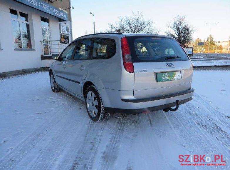 2006' Ford Focus photo #2