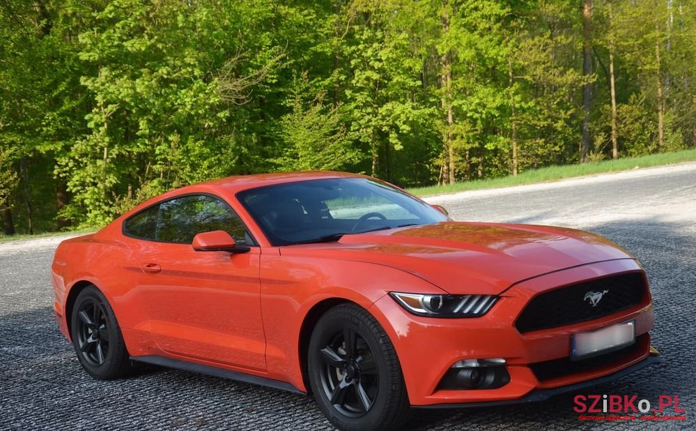 2016' Ford Mustang photo #1