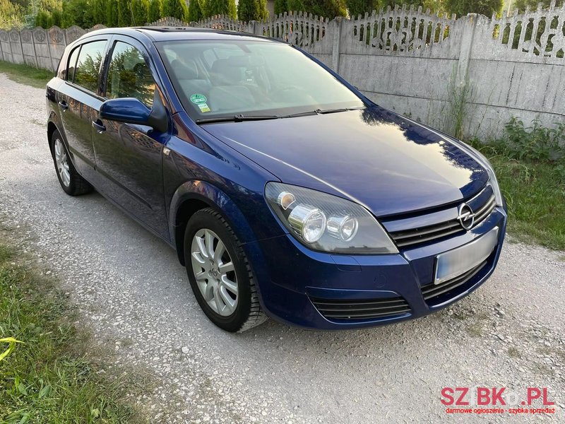 2004' Opel Astra photo #3