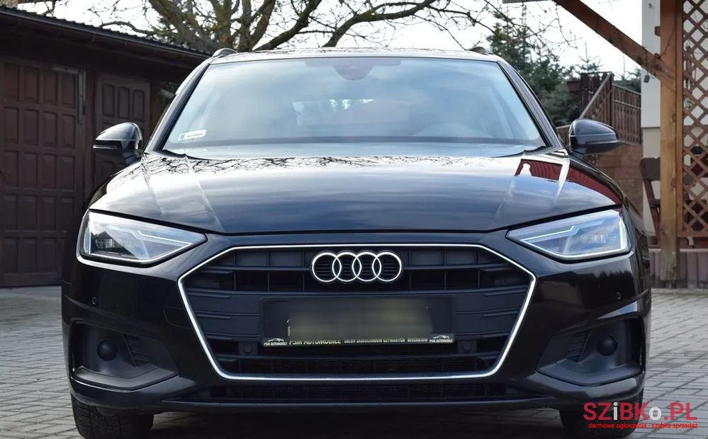 2021' Audi A4 S Tronic photo #2