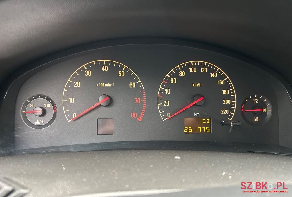 2002' Opel Vectra 1.8 Club photo #6