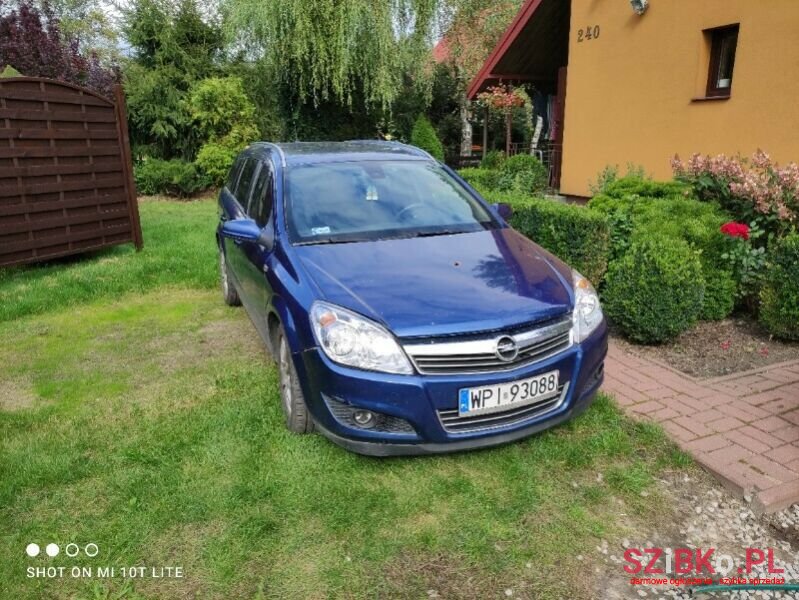 2009' Opel Astra photo #1