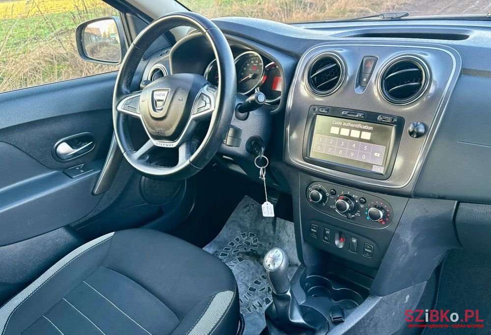 2020' Dacia Sandero Stepway photo #4