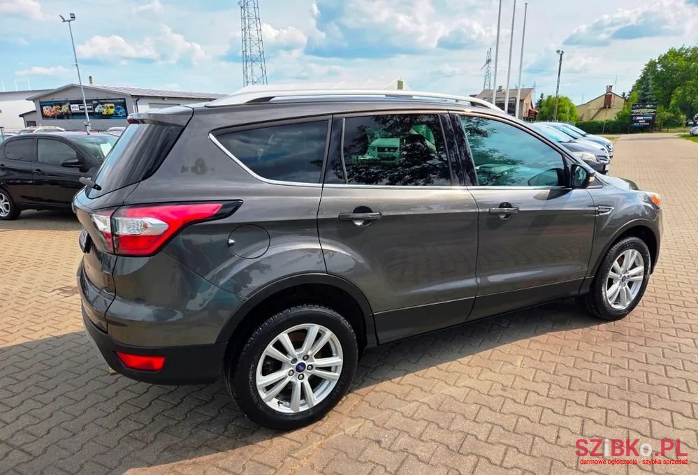 2017' Ford Kuga photo #3