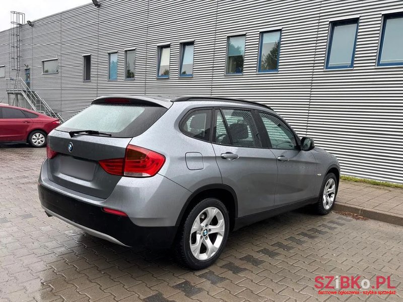 2011' BMW X1 Xdrive20D photo #6