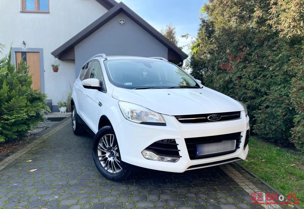 2014' Ford Kuga 2.0 Tdci Trend photo #1