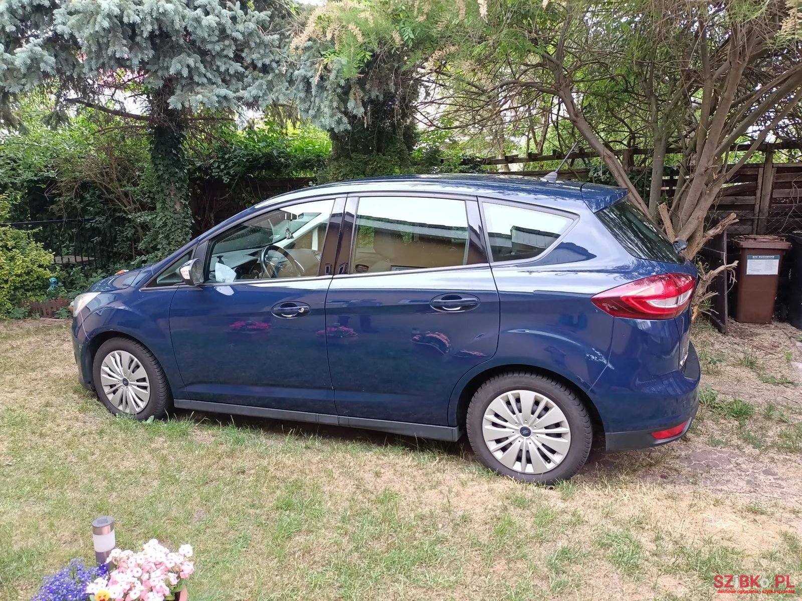 2017' Ford C-MAX photo #1