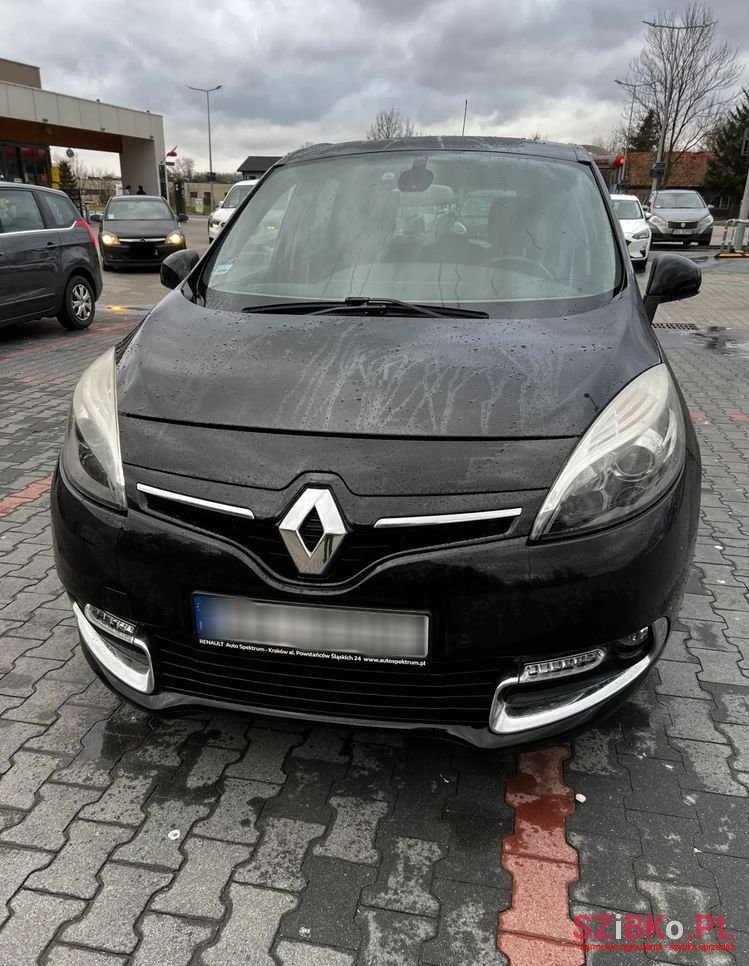 2015' Renault Scenic photo #1