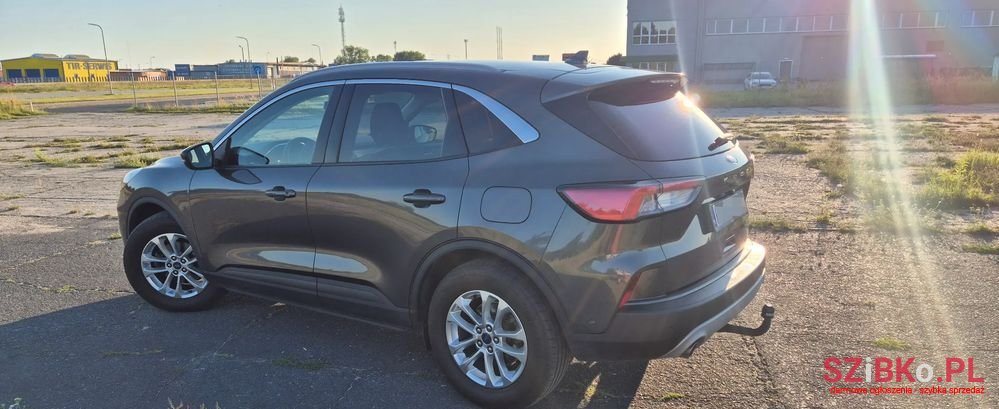 2022' Ford Kuga photo #2