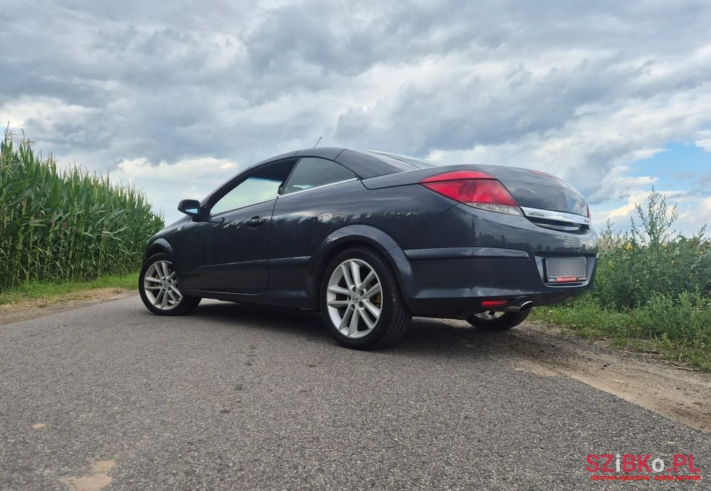 2006' Opel Astra photo #6