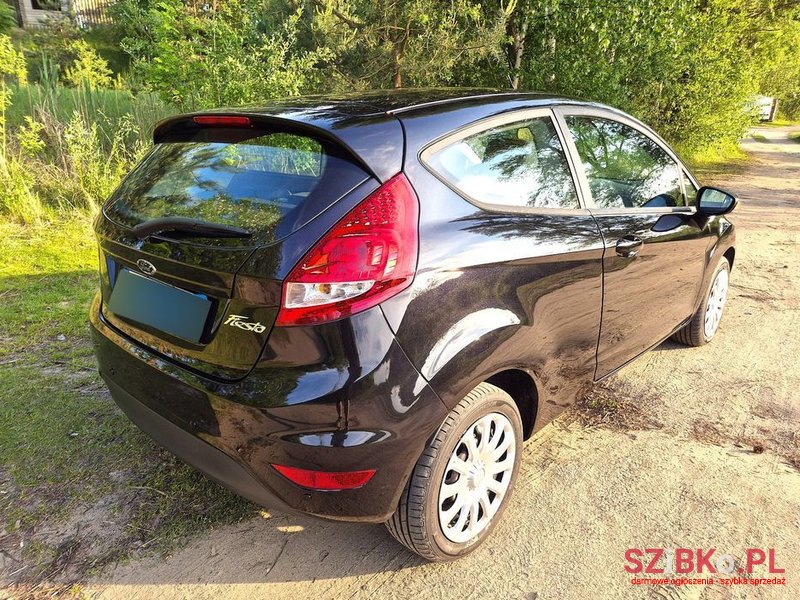2010' Ford Fiesta 1.25 Ambiente photo #4