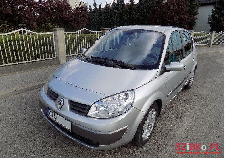 2005' Renault Scenic photo #2