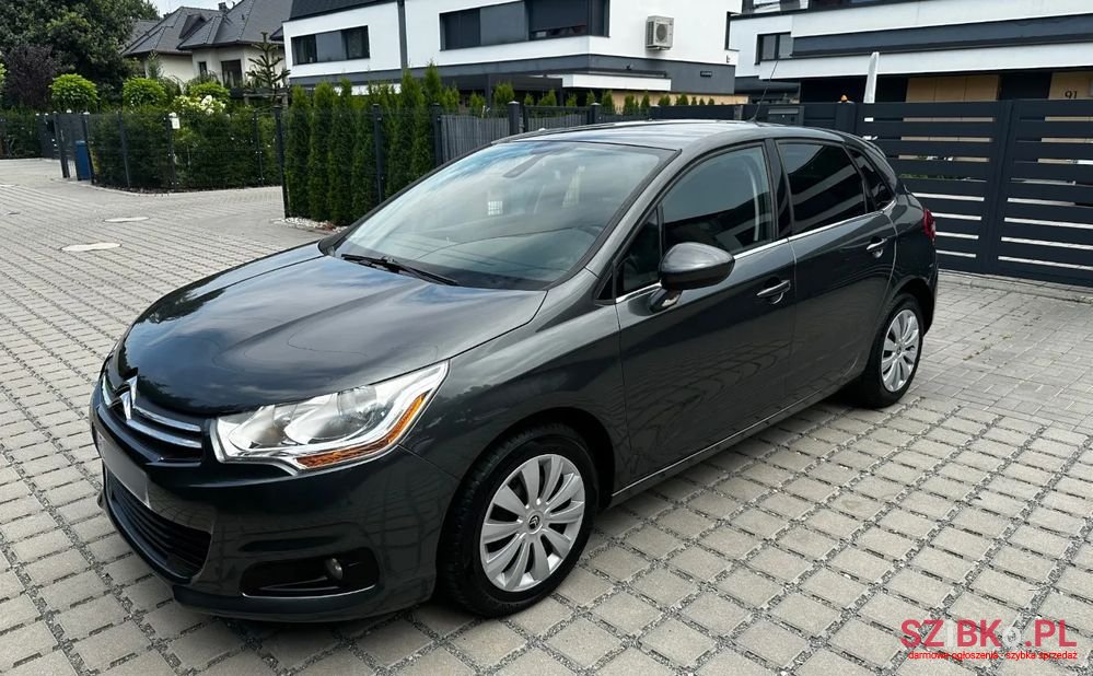 2012' Citroen C4 photo #1