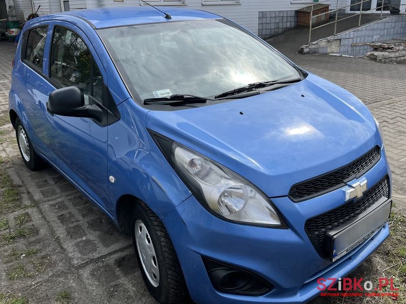 2013' Chevrolet Spark 1.0 Ls+ Design photo #3