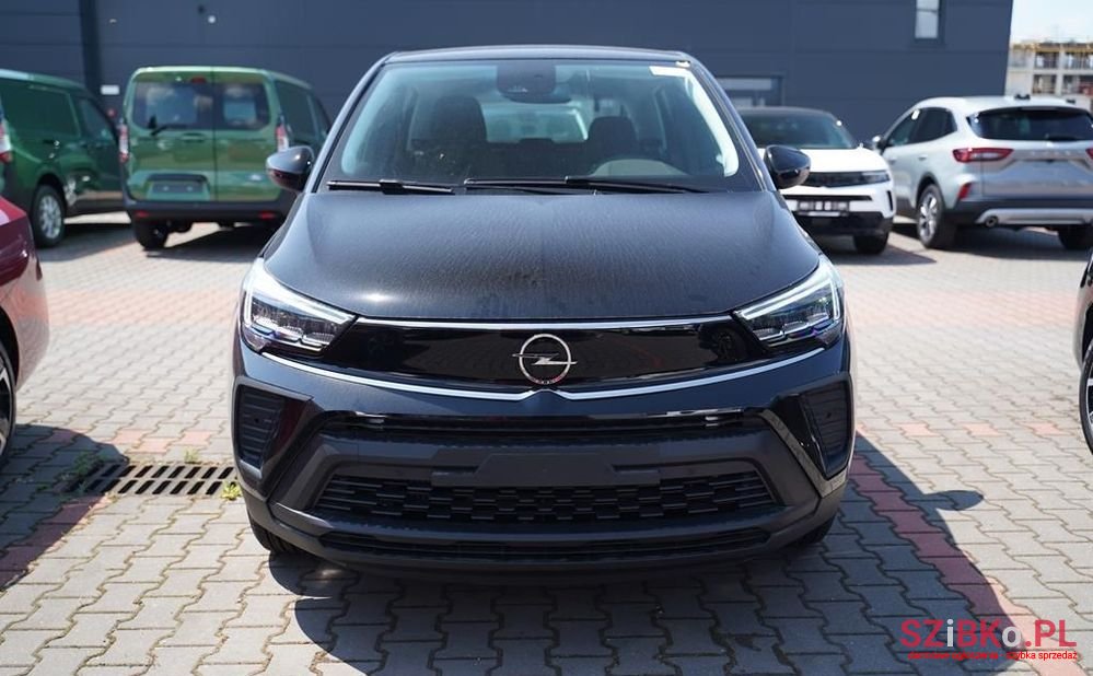 2024' Opel Crossland X photo #1