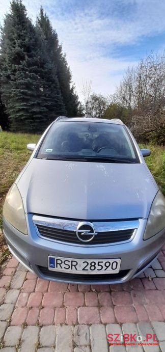 2005' Opel Zafira photo #3