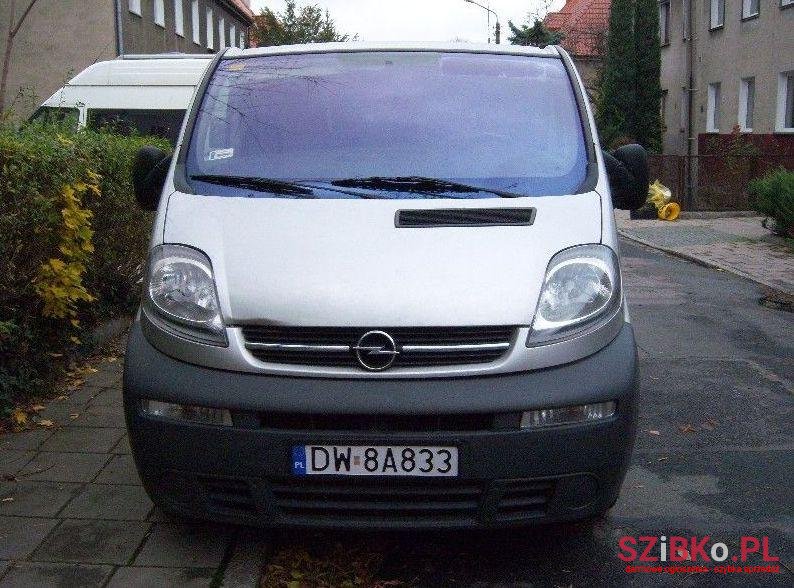 2006' Opel Vivaro photo #2