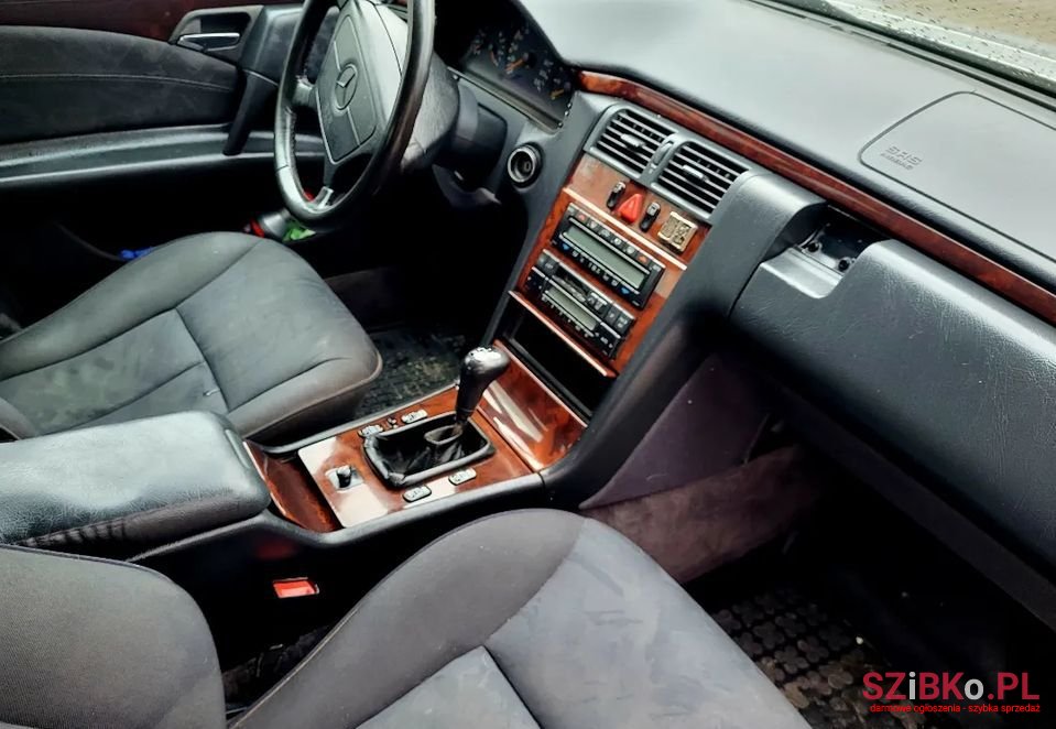 1996' Mercedes-Benz Klasa E photo #6