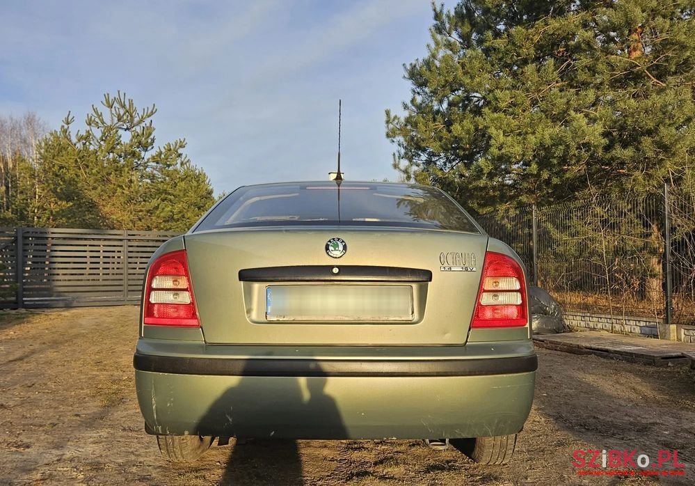 2003' Skoda Octavia 1.4 Classic photo #3