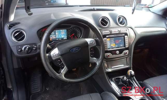 2008' Ford Mondeo photo #3