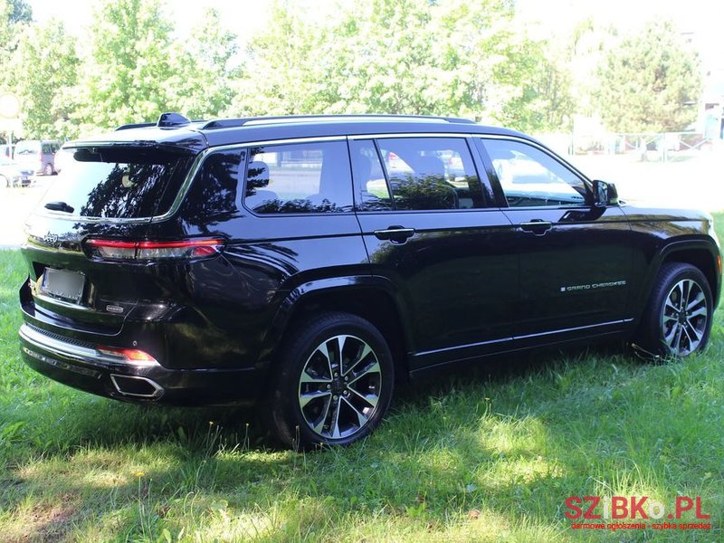 2021' Jeep Grand Cherokee photo #6