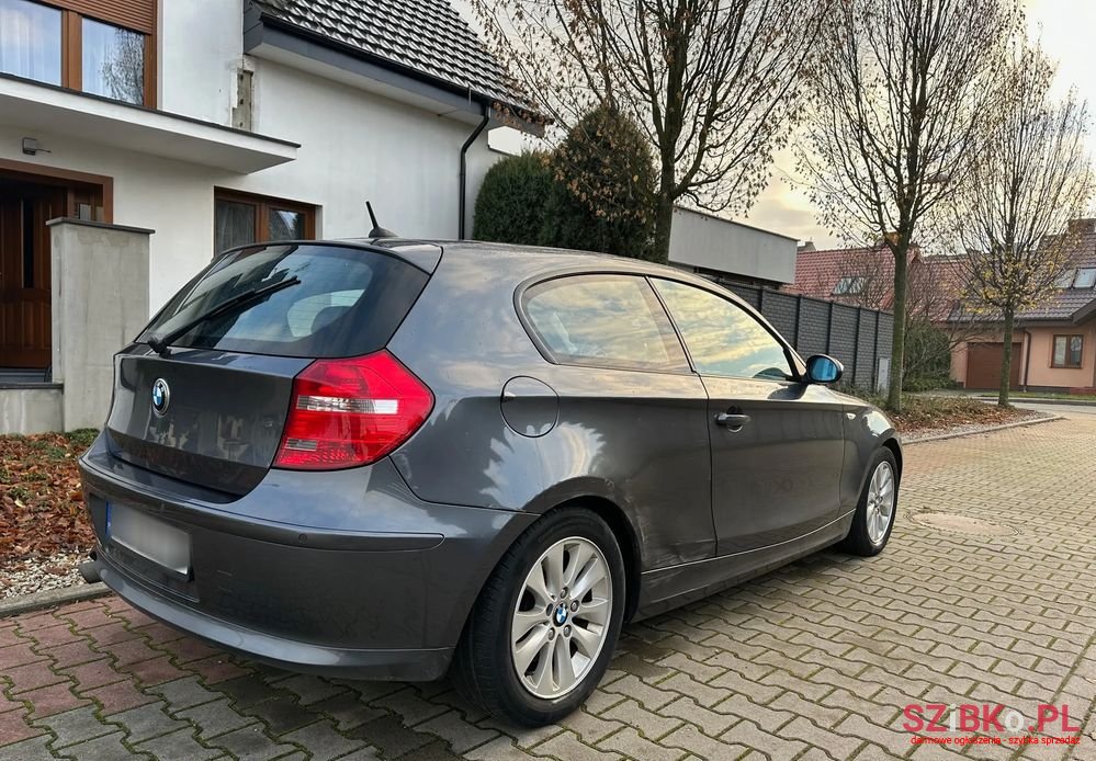 2008' BMW 1 Series 118D photo #5