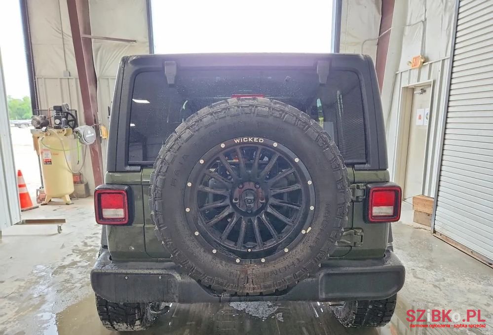 2022' Jeep Wrangler photo #6
