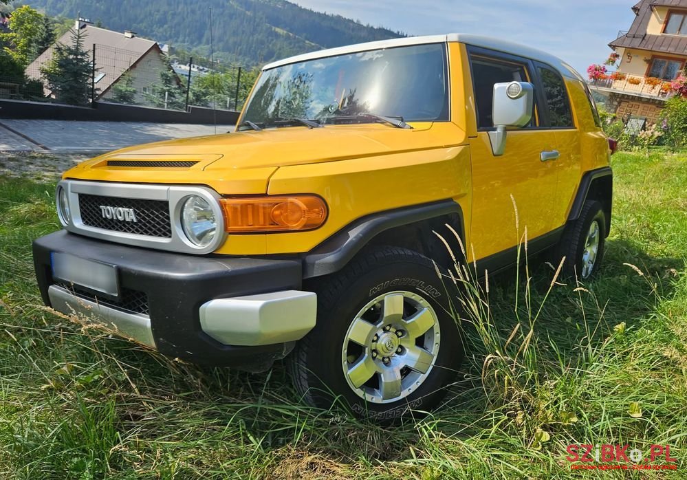 2007' Toyota FJ Cruiser 4.0 4X4 photo #1