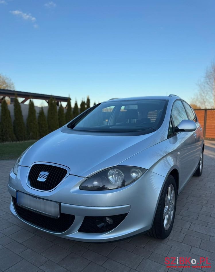 2008' SEAT Altea XL 1.9 Tdi Style photo #2