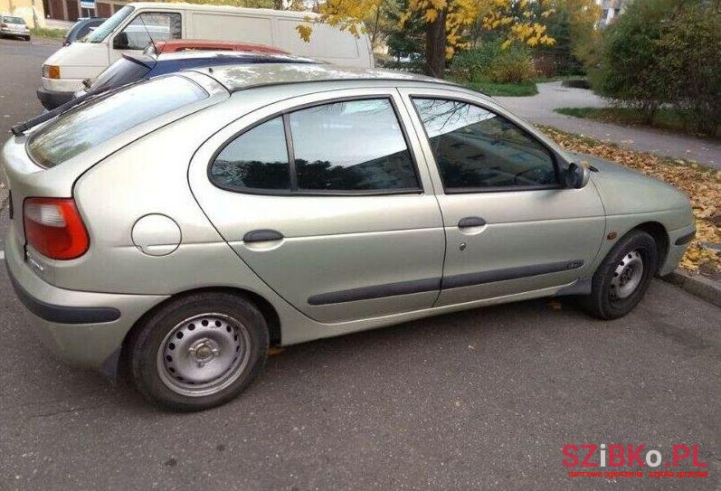 2000' Renault Megane photo #1