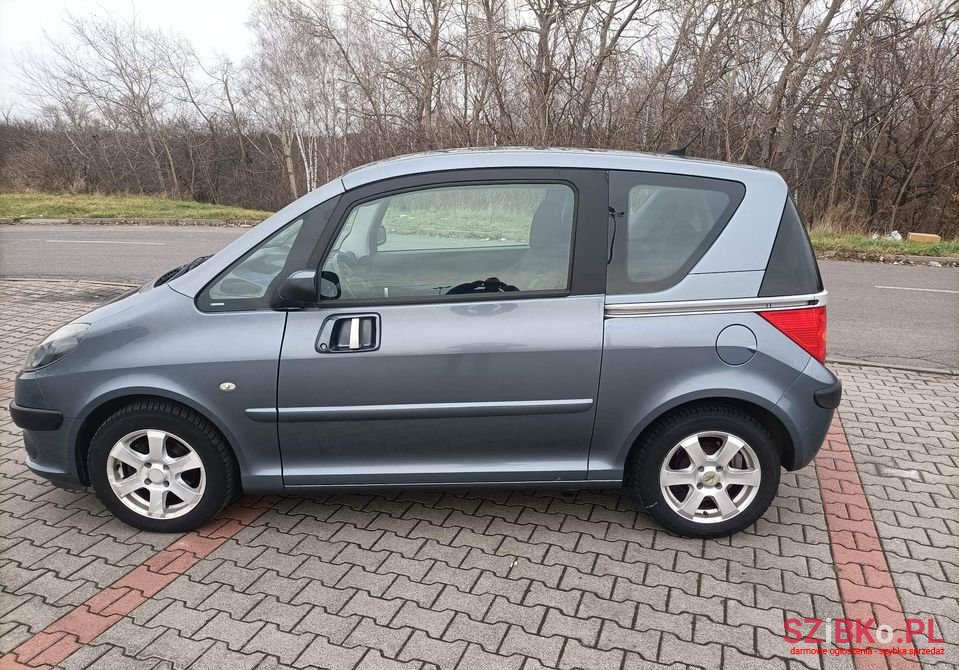 2007' Peugeot 1007 photo #1