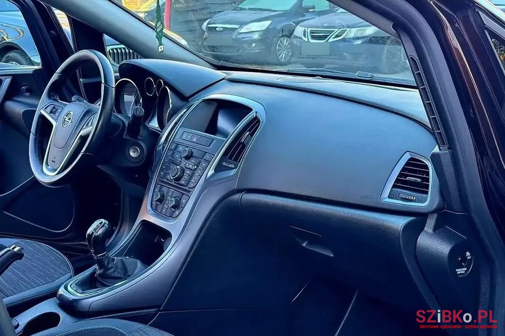 2015' Opel Astra 1.6 Cdti Active photo #4