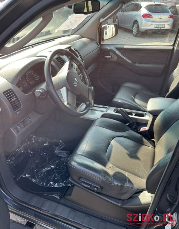 2007' Nissan Navara photo #5