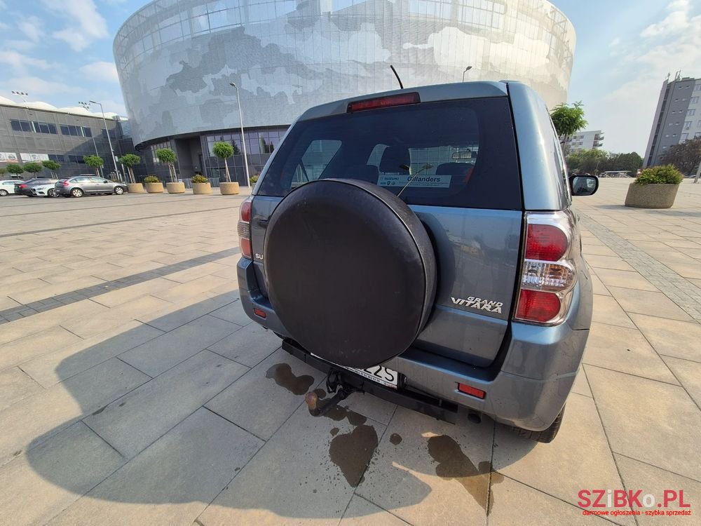 2005' Suzuki Grand Vitara photo #5