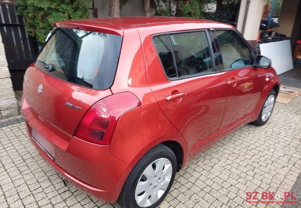 2007' Suzuki Swift photo #4