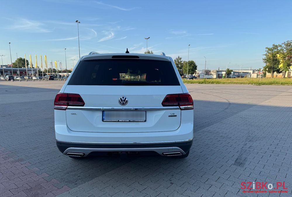 2019' Volkswagen Atlas photo #4
