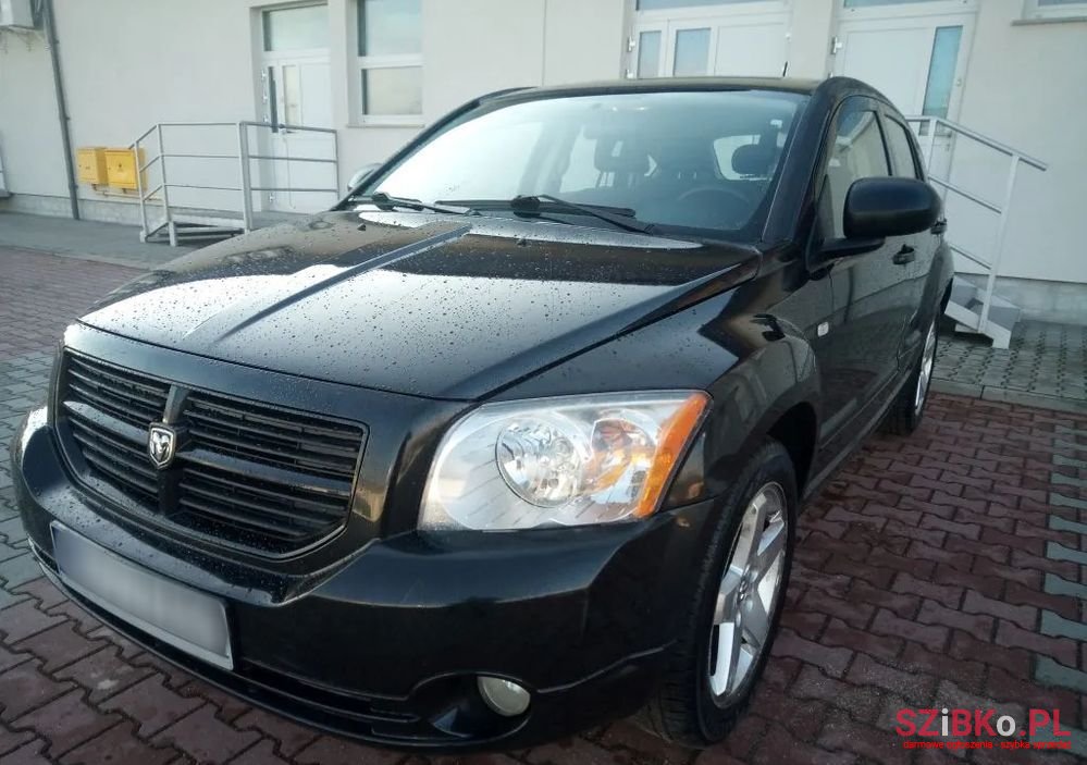 2008' Dodge Caliber 2.0 Crd Sxt photo #1