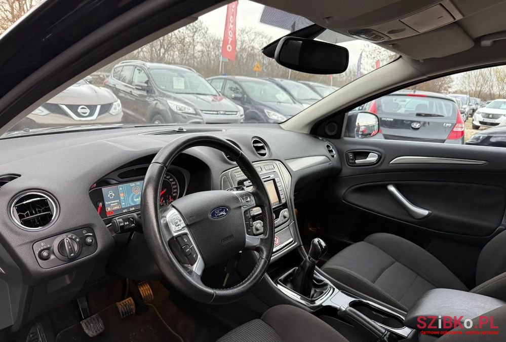 2009' Ford Mondeo photo #4