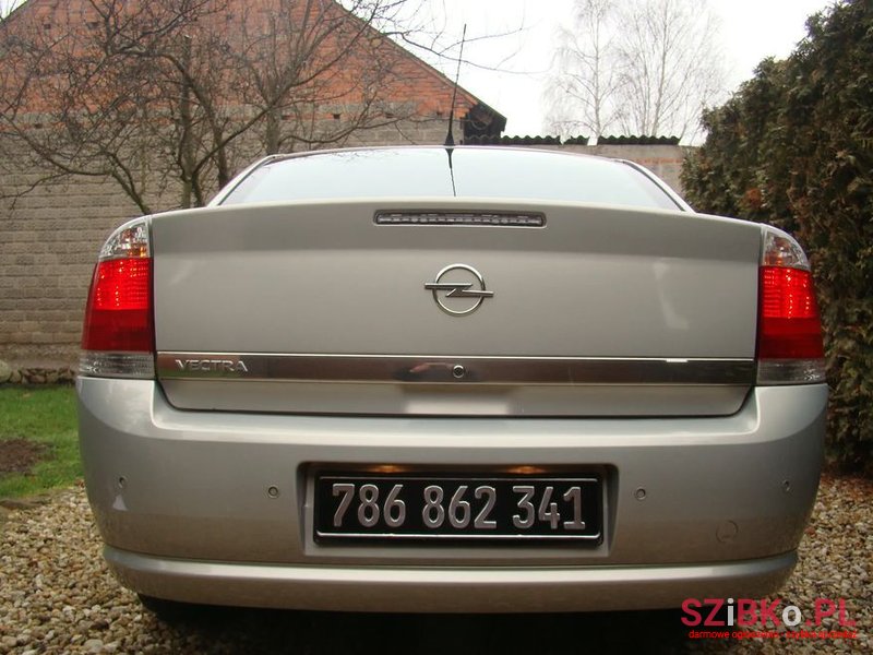 2006' Opel Vectra photo #1