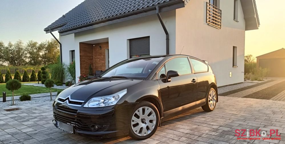 2005' Citroen C4 1.6 16V Vtr Pack photo #2