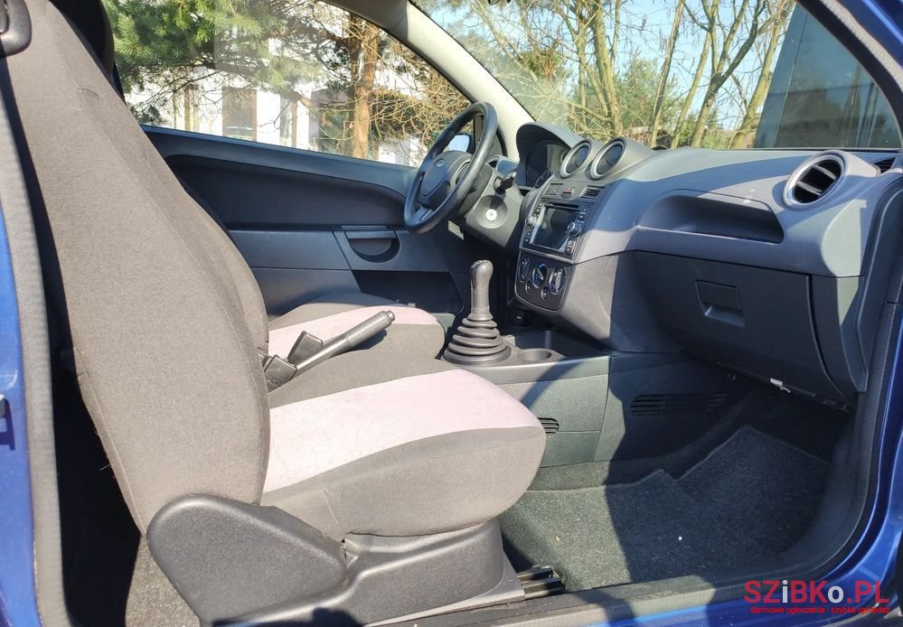 2007' Ford Fiesta 1.6 Trend photo #5