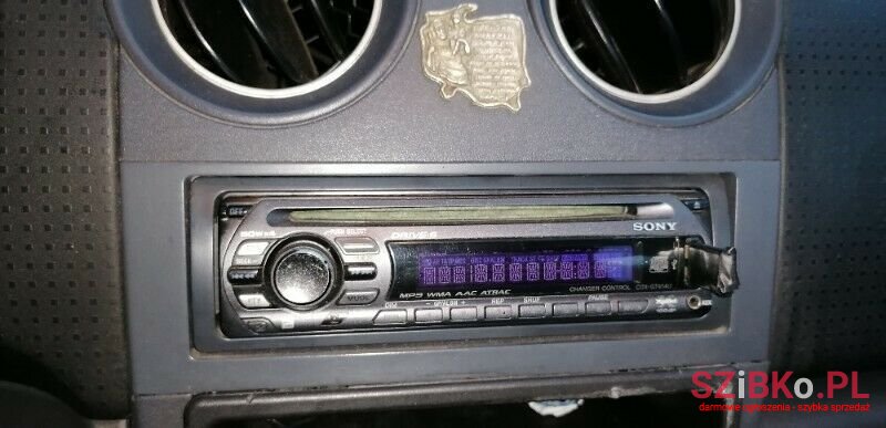 2005' Mitsubishi Colt photo #3