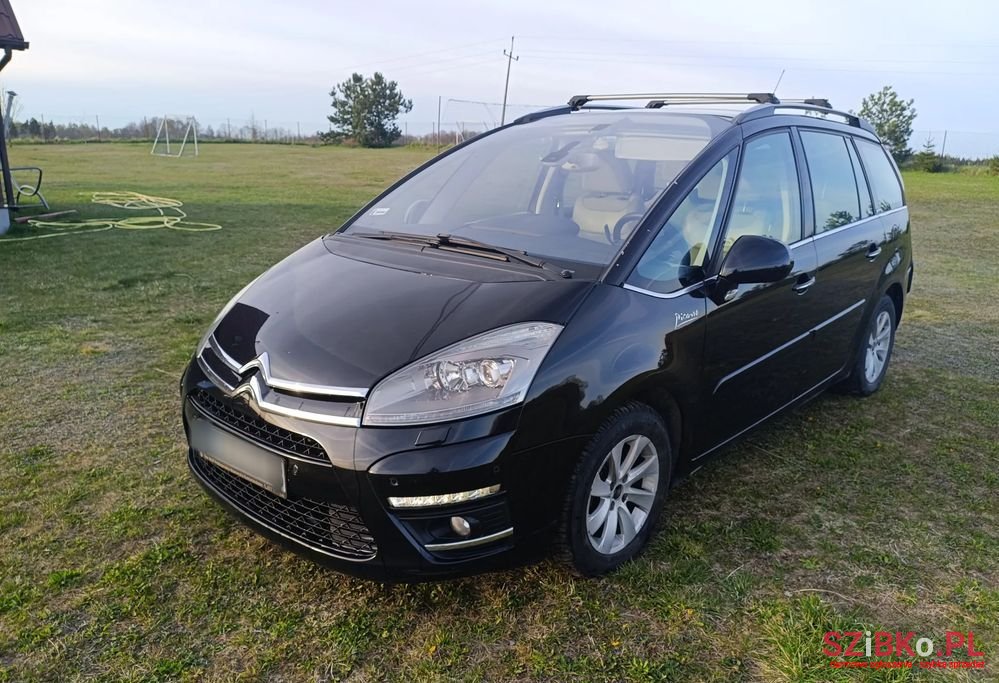 2012' Citroen C4 Picasso photo #1
