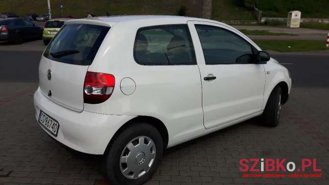 2008' Volkswagen Fox photo #2