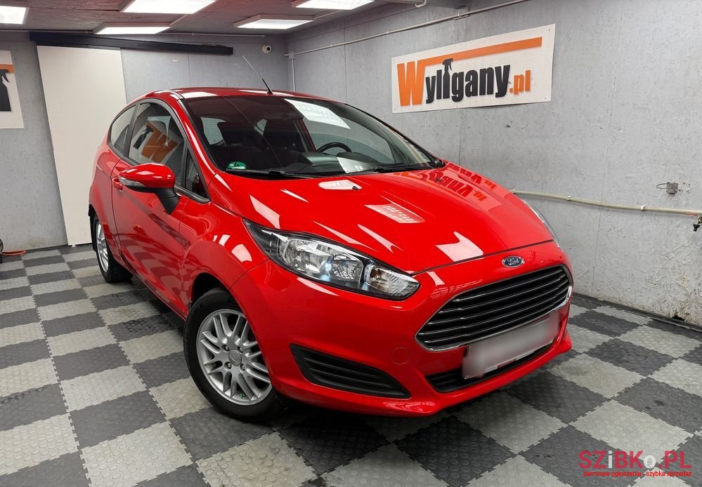 2014' Ford Fiesta photo #3