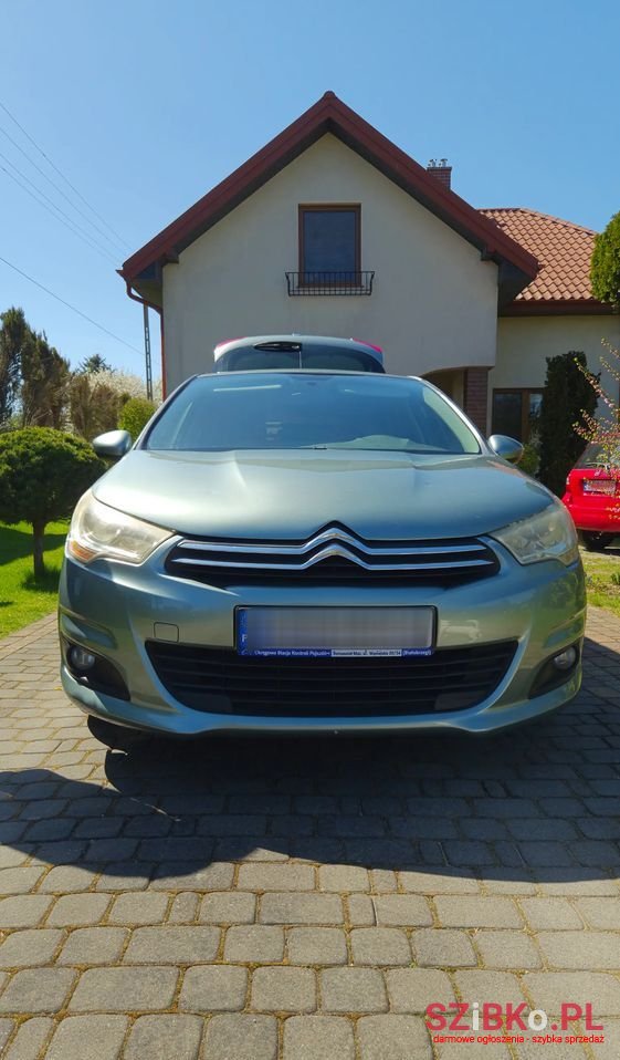 2011' Citroen C4 1.4 Vti Seduction photo #1